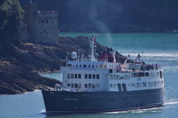 10 August 2022 - 11:00:32

-------------------------
Cruise ship Hebridean Princess in Dartmouth